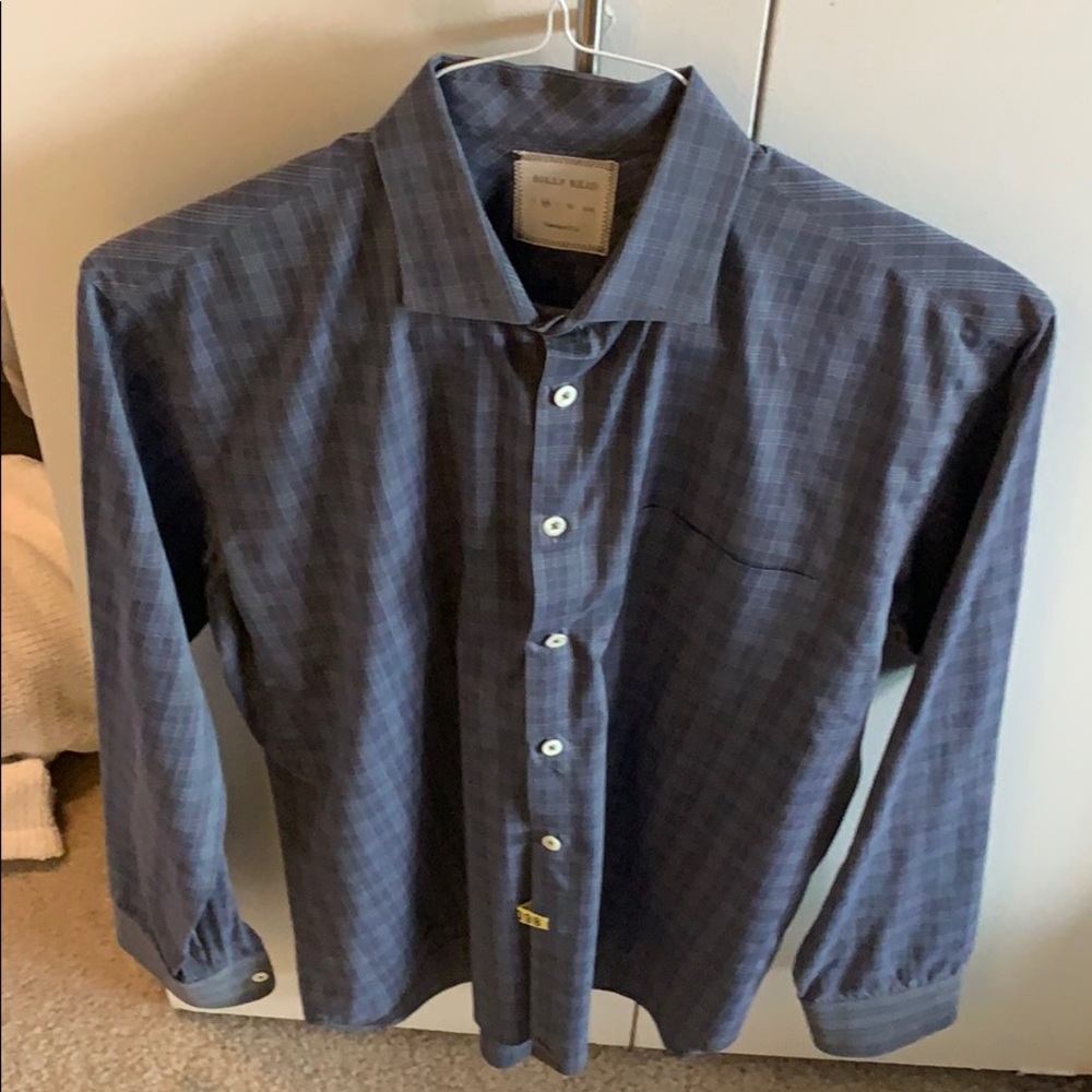Billy Reed Button Down Shirt (Medium)